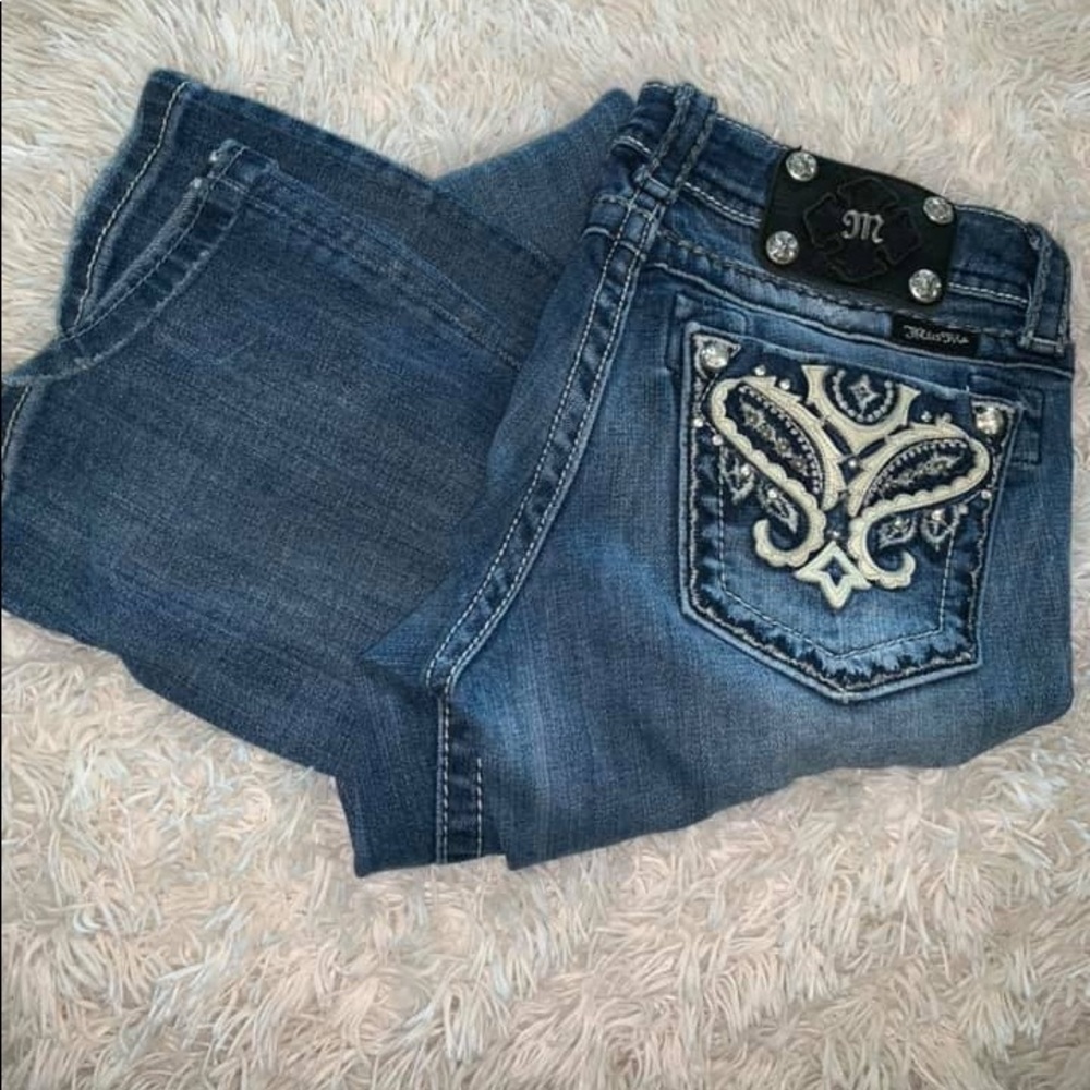Boot cut jeans